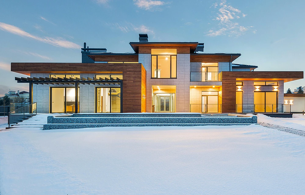 Common Stucco Problems (and How Pros Fix Them)